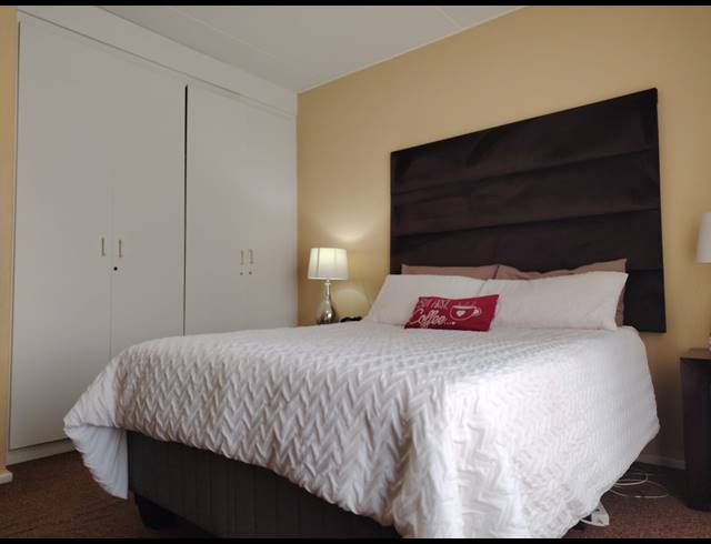 2 BEDROOM APARTMENT FOR SALE IN VORNA VALLEY